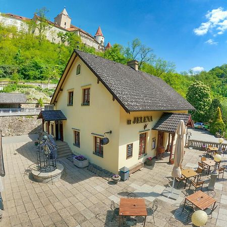 Resort U Jelena Křivoklát エクステリア 写真