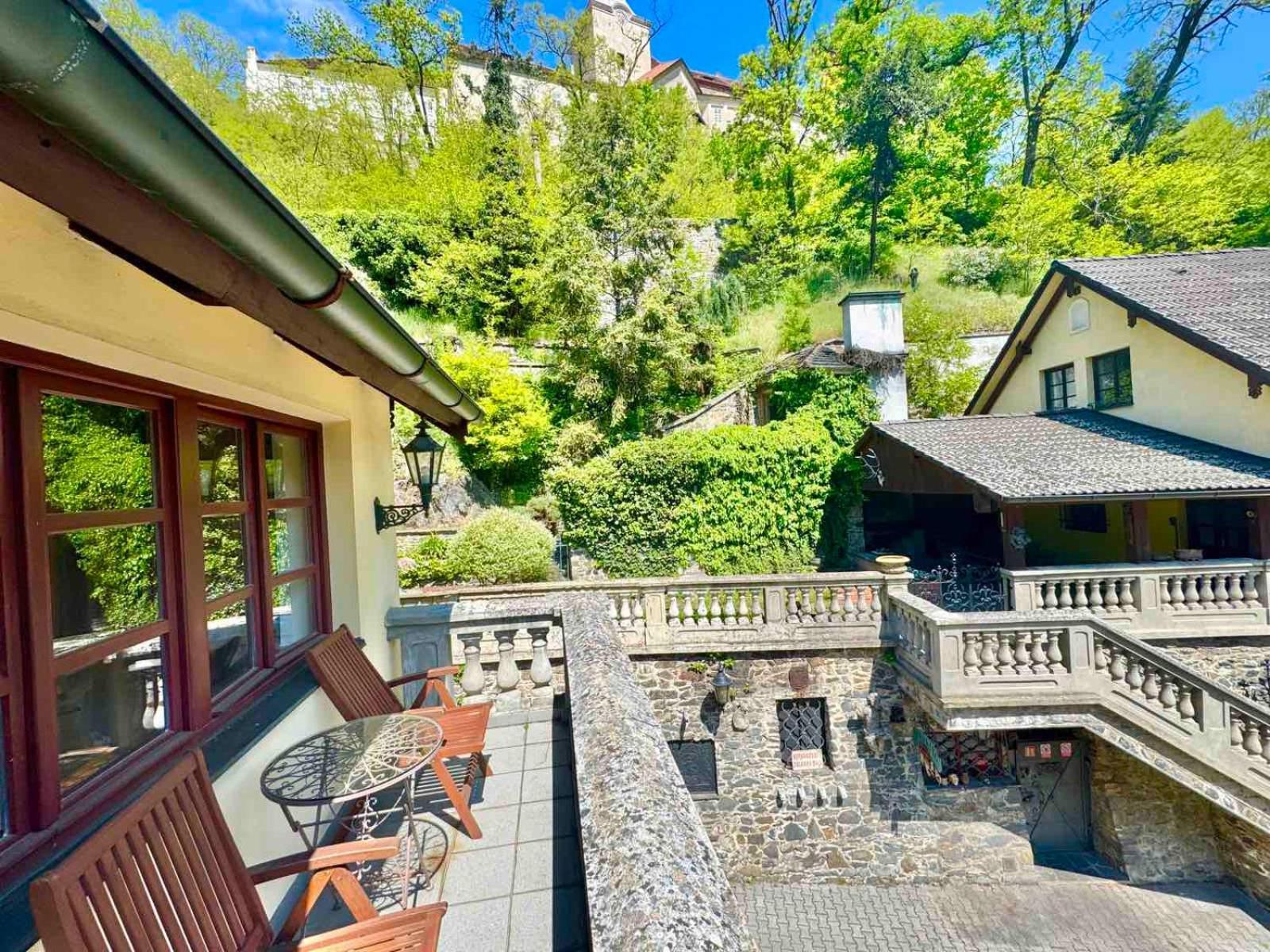 Resort U Jelena Křivoklát エクステリア 写真